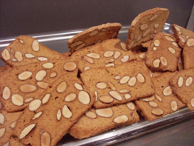 031 - biscotti d´ametlla.JPG