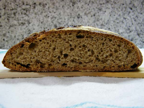 HolzofenBrot Molla.jpg