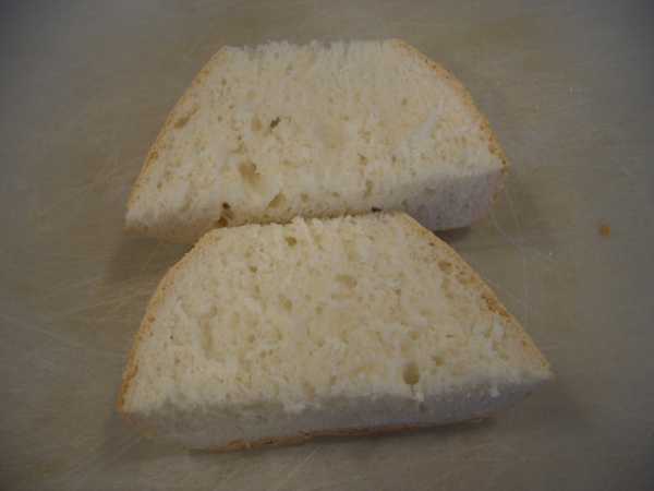 Pan de Valleca, miga 2.jpg
