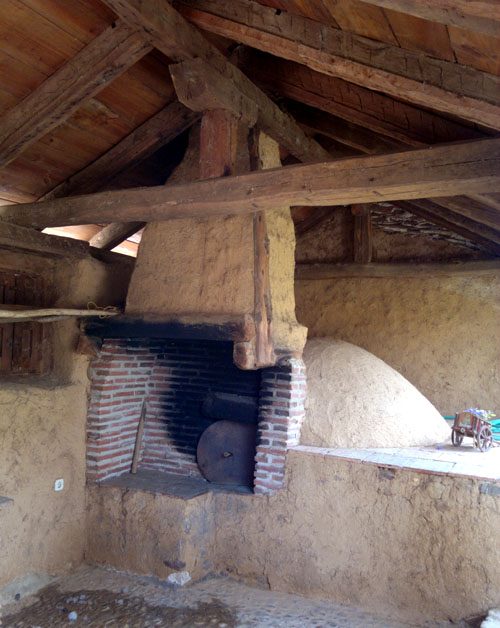 horno saldaña ayllon.jpg