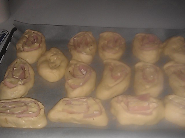 Caracolas de jamon y queso