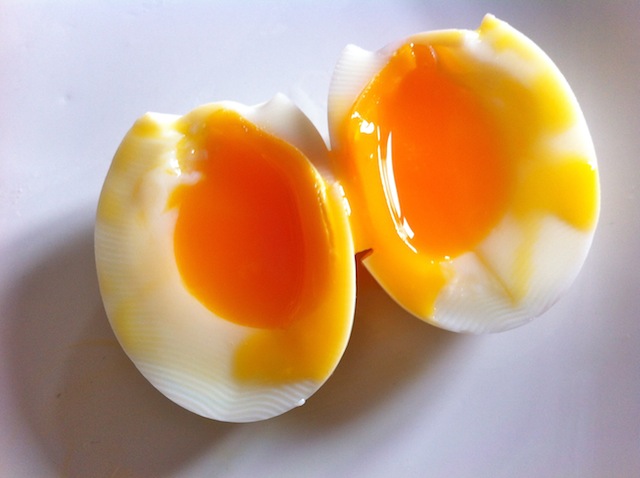 Sí, colores reales.