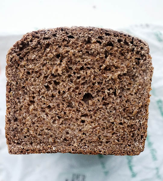 04_RoggenWeizenBrot.jpg