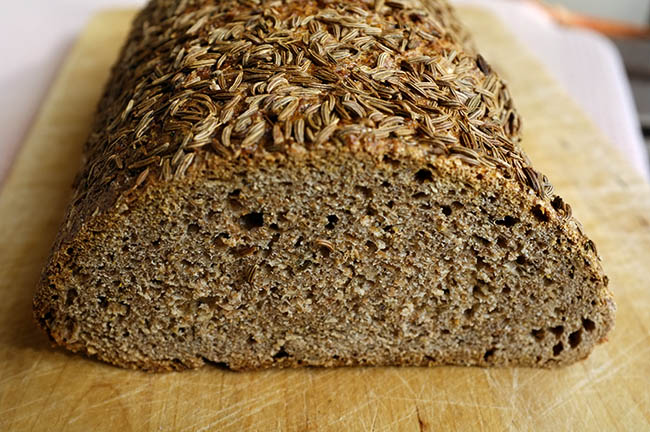 02_KümmelBrot.jpg