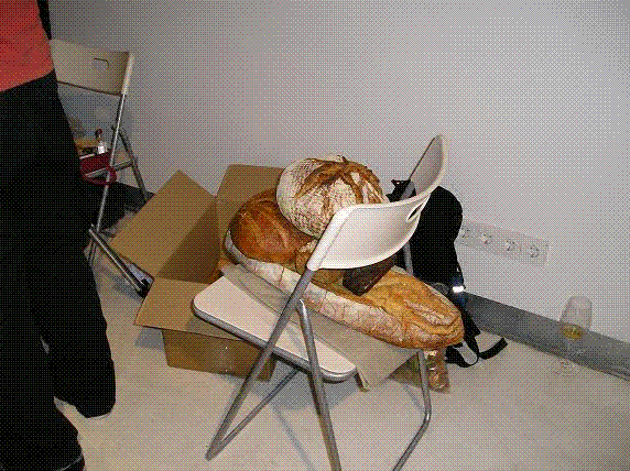 mi pan en la silla de los fotógrafos bits.GIF