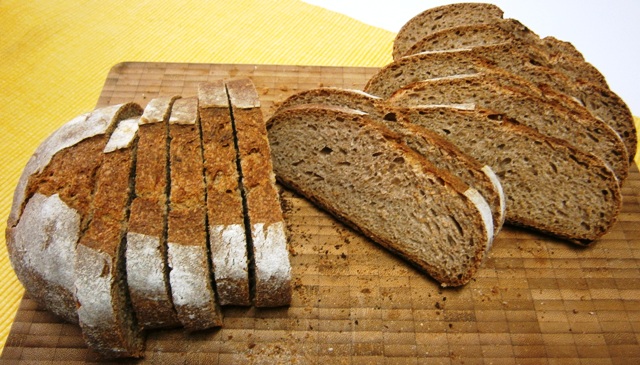 Pan integral de espelta y trigo sarraceno.JPG