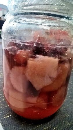 agua de frutas.jpg