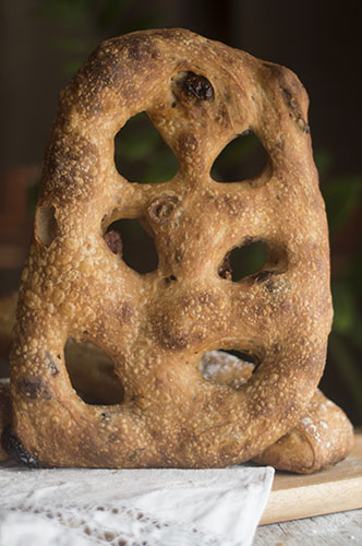 fougasse olives i tomaquet sec.jpg