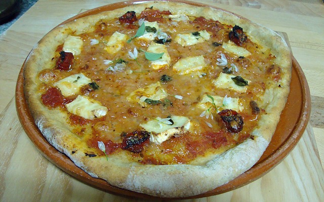 Pizza Brie.jpg