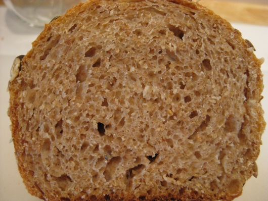 Pan en molde  80% integral con pipas Miga.JPG