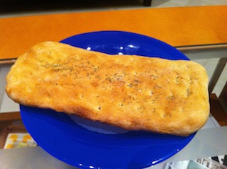 Focaccia de romero y tomillo