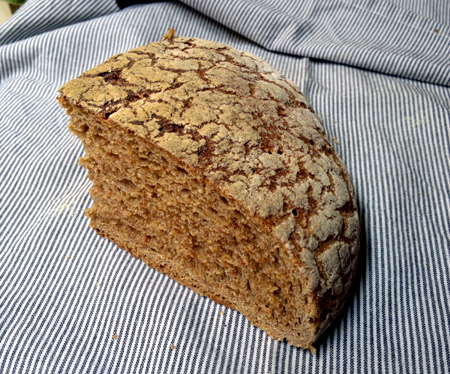 holzofenbrot.jpg