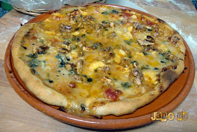 Pizza Queso y Nueces.jpg
