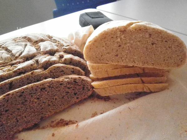 MIGA PAN RUSO Y PAN SEMOLINA ITALIANO.jpg