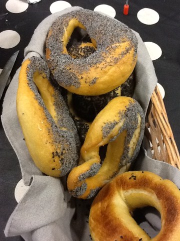 bagel (360 x 480).jpg