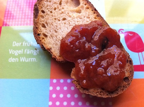 erbeere&vanille_käsemolkebrot.JPG