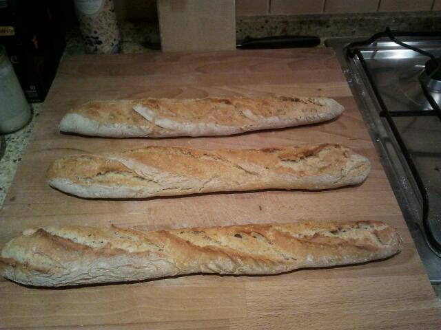 3 baguettes.