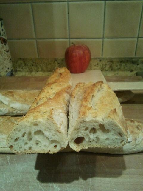 Baguette corte tomo.